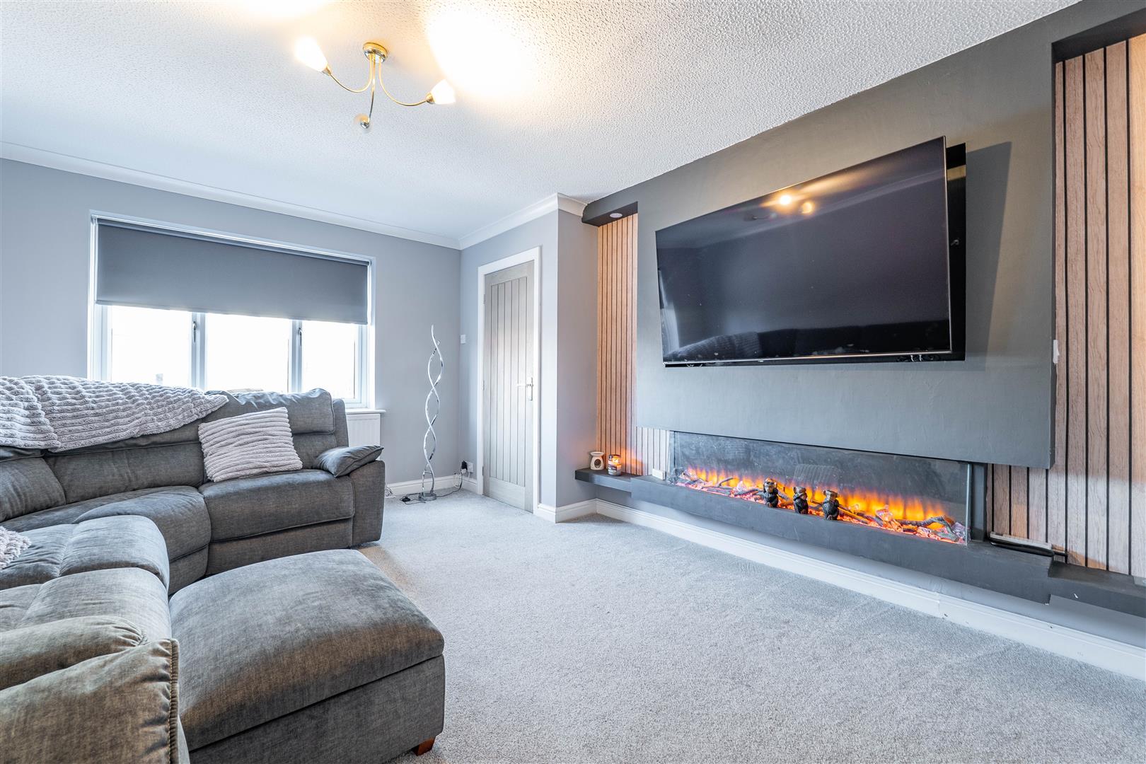 3 bed property in Carloway Avenue, Preston